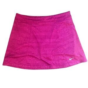 Nike DRI-Fit golf skirt with built in liner, pink pattern women's size L